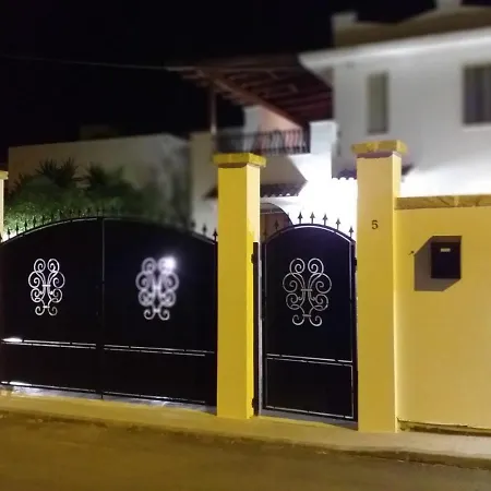 בית הארחה Alfea פורטו צ'זראו