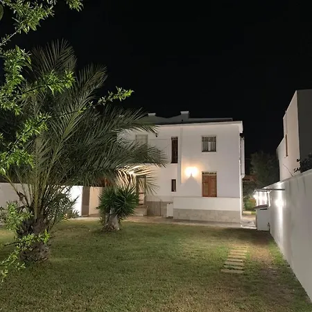 בית הארחה Alfea